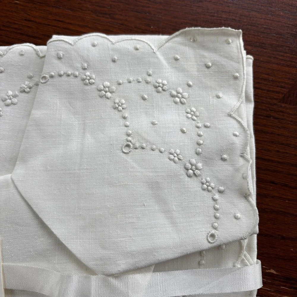 Vintage Hand Embroidered Portugal Pure Linen Napkins Set of 6 White 18x18 |18449